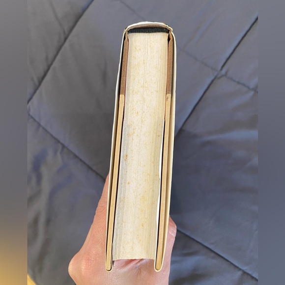 The Bonesetters Daughter by Amy Tan , hardcover book - Picture 7 of 9